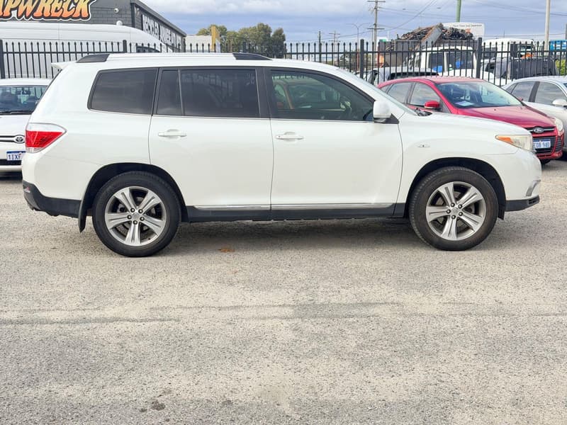 2013 Toyota Kluger KX-S GSU40R photo 5