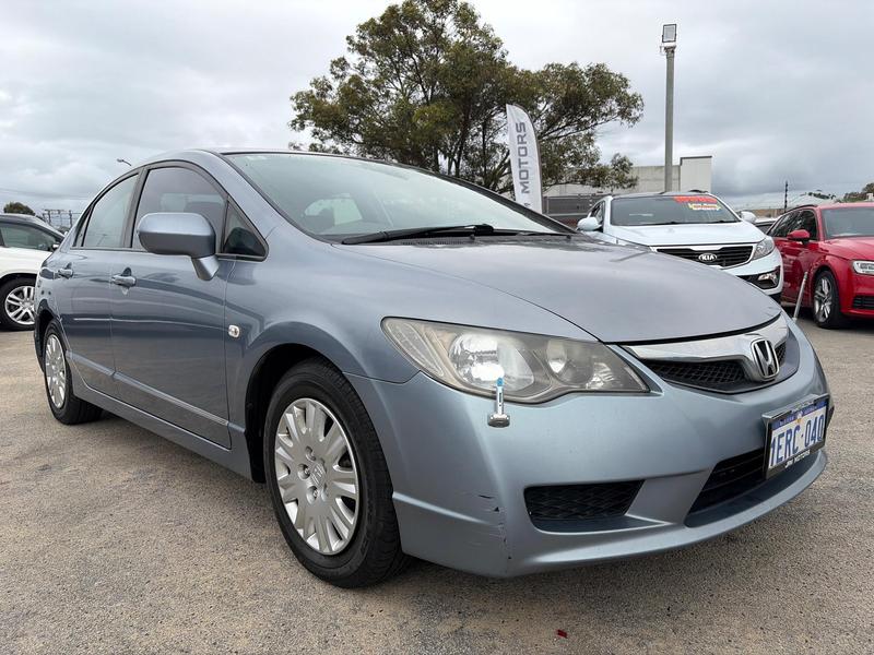 2009 Honda Civic VTi 8th Gen photo 2