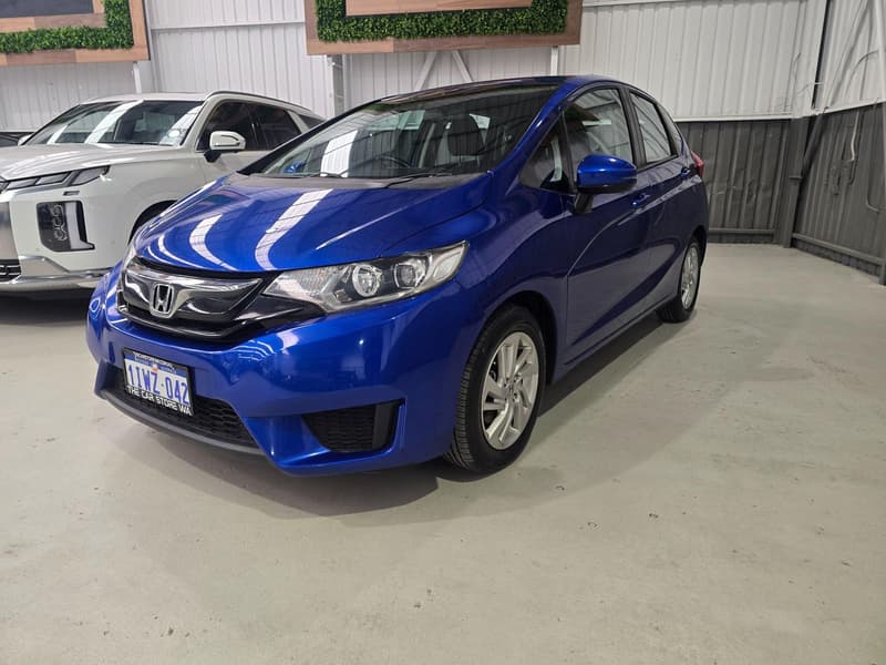 2017 Honda Jazz VTi GF photo 3