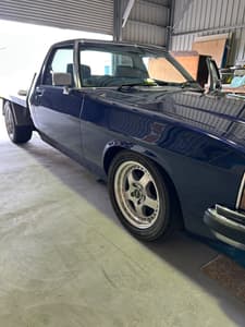 Holden HJ. 1 Tonner