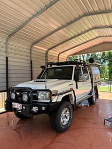 2018 TOYOTA LANDCRUISER GXL (4x4) 5 SP MANUAL DOUBLE C/CHAS