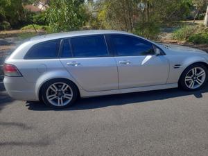 09 COMMODORE VE SV6 WAGON
