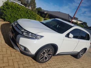 2017 MITSUBISHI OUTLANDER LS 7 SEAT (2WD) CONTINUOUS VARIABLE 4D WAGON