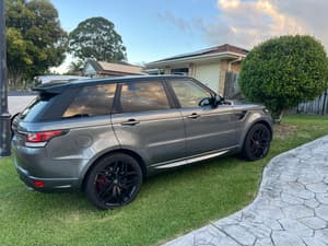 2016 Range Rover sports HST