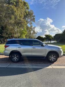 Toyota Fortuna 2023 GXL