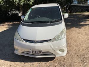 2004 Toyota Estima AERAS