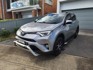TOYOTA RAV4 2018 - low km