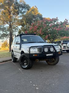 2005 TOYOTA LANDCRUISER GXL (4x4) 5 SP MANUAL 4D WAGON