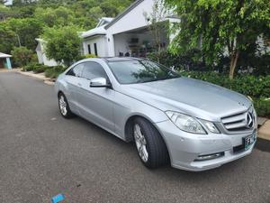E250 Mercedes Benz Coupe