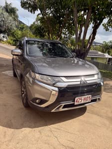 2019 MITSUBISHI OUTLANDER LS 7 SEAT (2WD) CONTINUOUS VARIABLE 4D WAGON