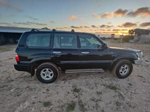 Toyota Landcruiser 2004 HDJ100R GXL Auto open to SWAPs