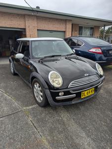 2002 MINI COOPER 5 SP MANUAL 2D HATCHBACK