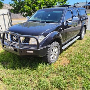 2011 NISSAN NAVARA ST (4x4) 6 SP MANUAL DUAL CAB P/UP D40