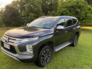 2020 Mitsubishi Pajero
