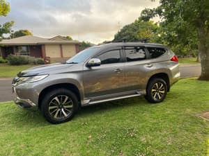 Mitsubishi Pajero Sport Exceed 