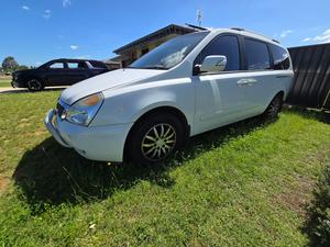 2010 KIA GRAND CARNIVAL PLATINUM 5 SP AUTOMATIC 4D WAGON