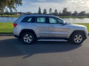 2012 JEEP GRAND CHEROKEE LAREDO (4x4) 5 SP AUTOMATIC 4D WAGON
