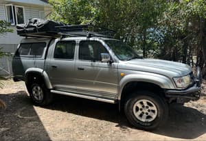 2003 Toyota Hilux SR5 4x4 Dualcab