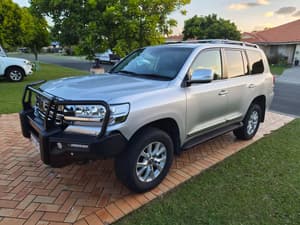 Toyota Landcruiser Sahara 2018 Diesel