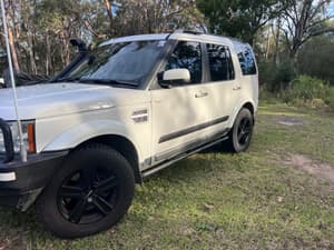 Land Rover Discovery 4 