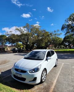 2018 Hyundai Accent – Excellent Condition – Only 54,000 km