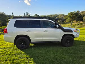 2015 Toyota Landcruiser VX 200 Series Twin Turbo V8 Diesel