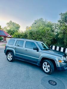 Selling Jeep patriot 2012