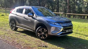 2019 Mitsubishi Eclipse Cross Exceed 2WD 28810 ks