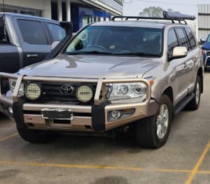 2015 toyota landcruiser Sahara 200 series 