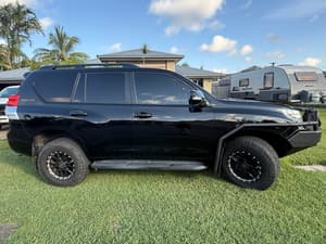 2012 Toyota Prado Altitude