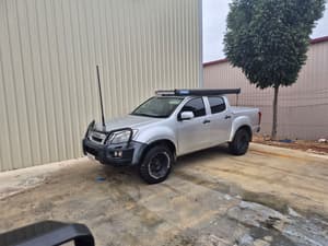 2015 isuzu dmax