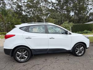 Hyundai ix35 Elite 2014 Automatic SUV - Excellent Condition - Low KM