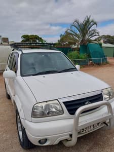 suzuki vitara 2004 V6 2.5