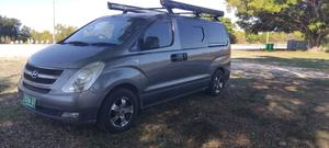 2010 HYUNDAI iLOAD TQ