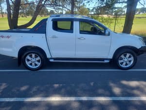 2017 ISUZU D-MAX LS DIESEL 4X4 DUAL CAB AUTO UTE