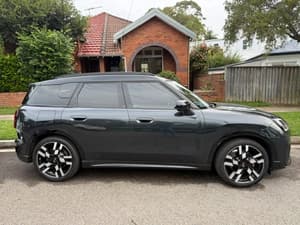 2024 Mini Countryman SE ALL4 JCW SPORT (BEV)