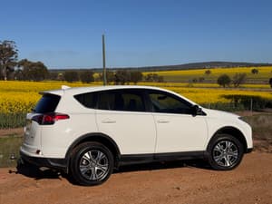 2017 TOYOTA RAV4 GX (4x4) 6 SP AUTOMATIC 4D WAGON