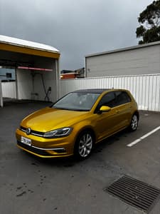 2017 Volkswagen Golf 110TSI Highline - 5 door hatchback - Negotiable 