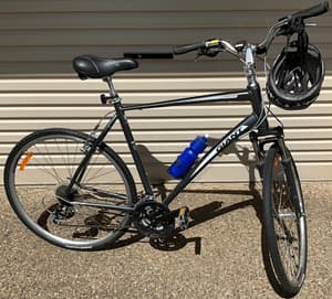 Giant Bicycle Hybrid Buy Or Sell Used Road Bikes In Halifax Free Local  Classifieds Kijiji