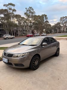 2010 kia cerato excellent condition 