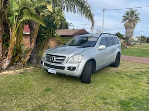 Mercedes GL320