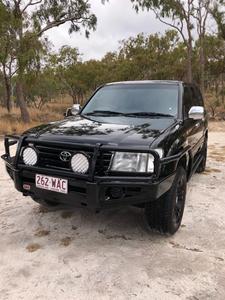 2004 TOYOTA LANDCRUISER GXL (4x4) 5 SP AUTOMATIC 4D WAGON