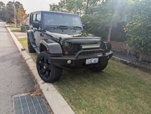2014 Jeep Unlimited 4 Door Wrangler Overland trade for hybrid ONO