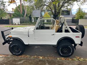 Jeep CJ7