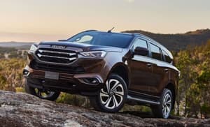 2022 Isuzu MU-X LS-T