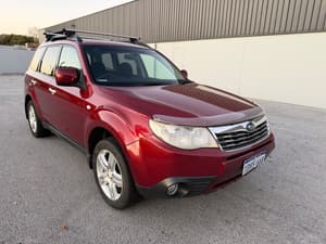 2010 SUBARU FORESTER XS