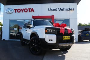 2025 Toyota Landcruiser Prado