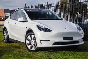 2023 Tesla Model Y Rear-Wheel Drive