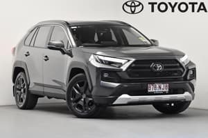 2025 Toyota RAV4 Edge Auto eFour