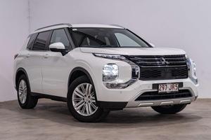 2024 Mitsubishi Outlander LS ZM